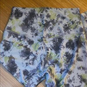 lululemon athletica size 6 Tie-Dye Women's leggings